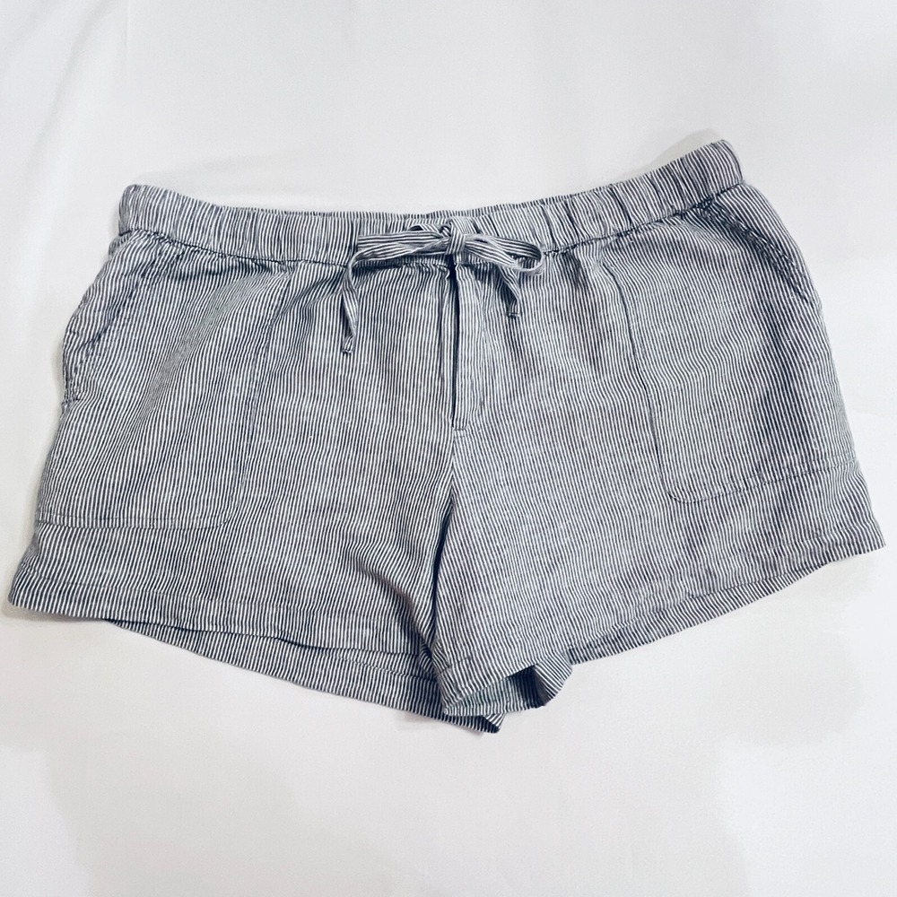 LIz Claiborne Gray Shorts‎ XXL Pull On Elastic Waist Linen Blend Pockets Casual